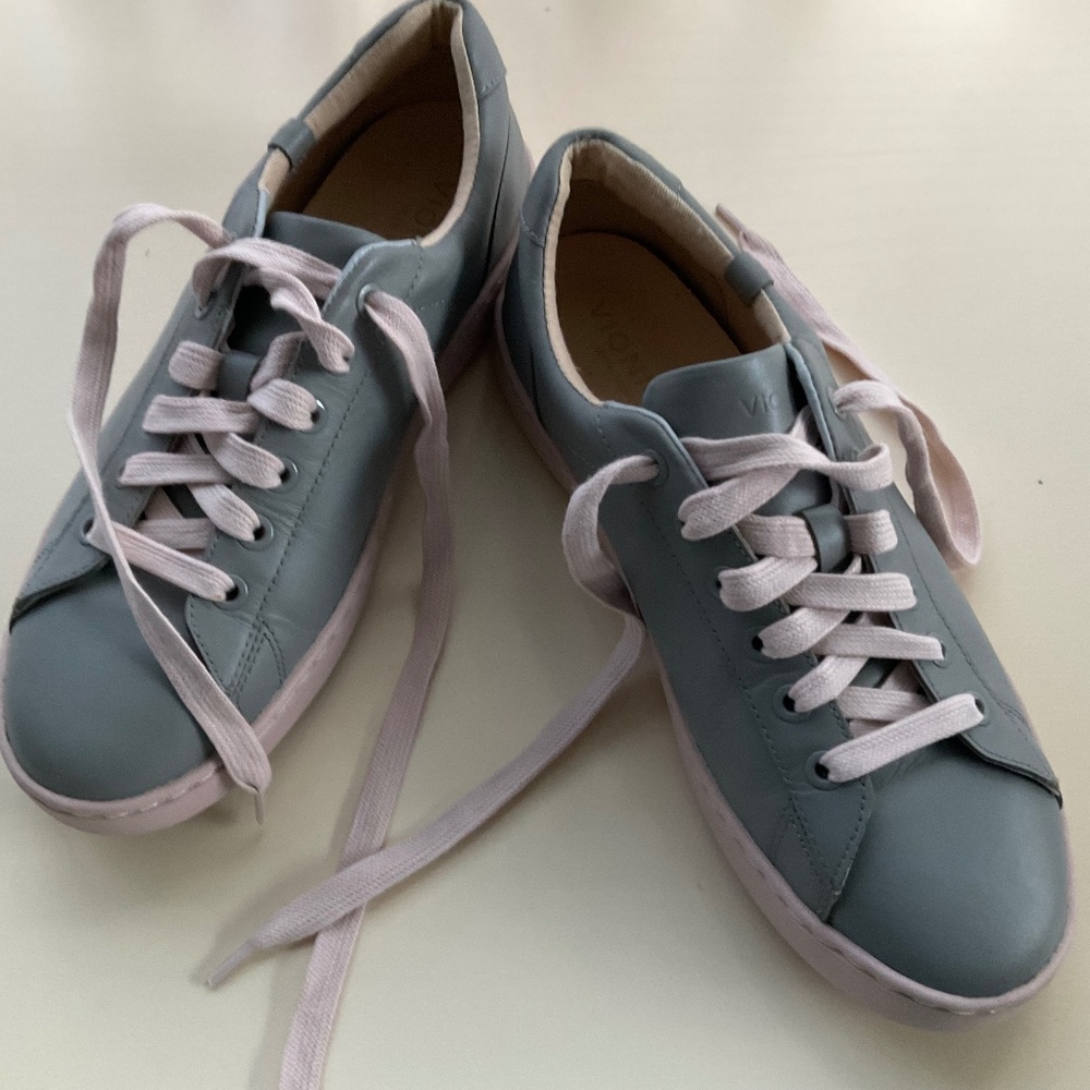 Vionic Leather Sneakers Mable 8.5